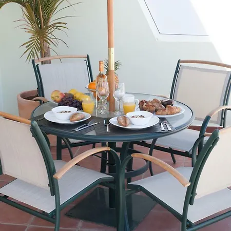 & Terrace 4d Apartment